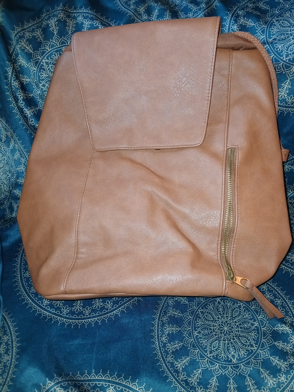 Universal Thread Women's Tan Faux Leather Backpack - Casual Everyday Bag